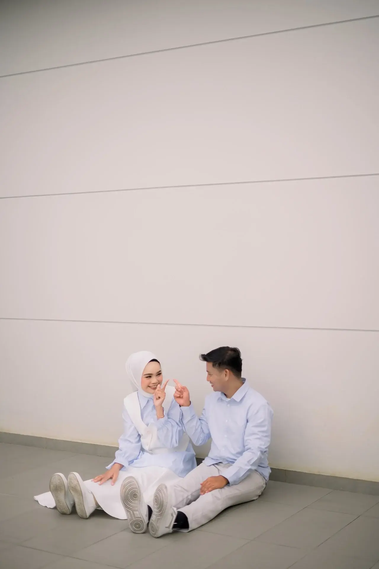 KHF00195 copy Andini Alfin