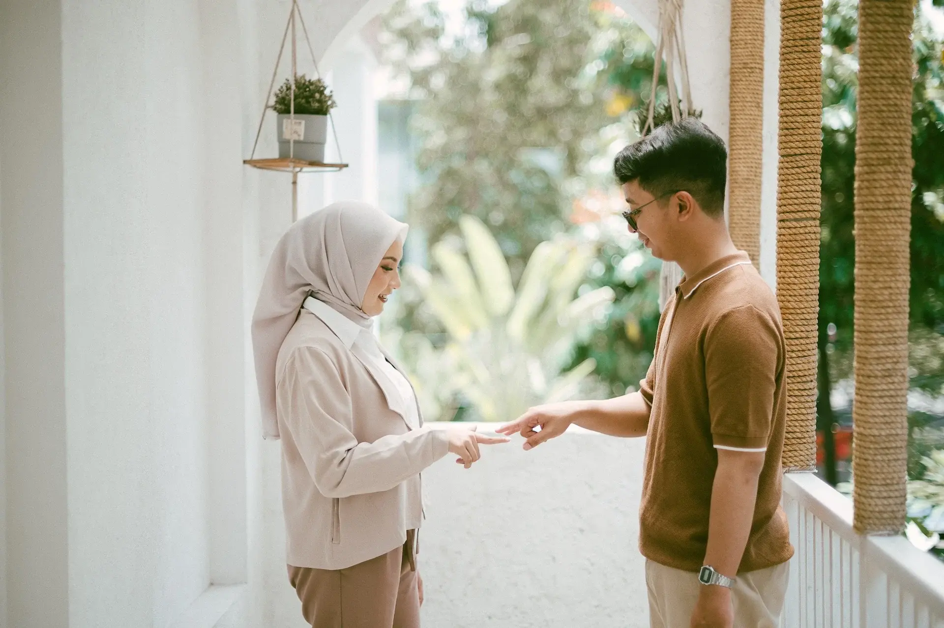 06. Love Story 1 Putri Isal