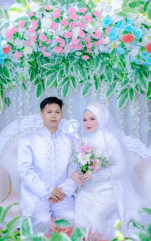 Kedua Mempelai Jaya Nofa