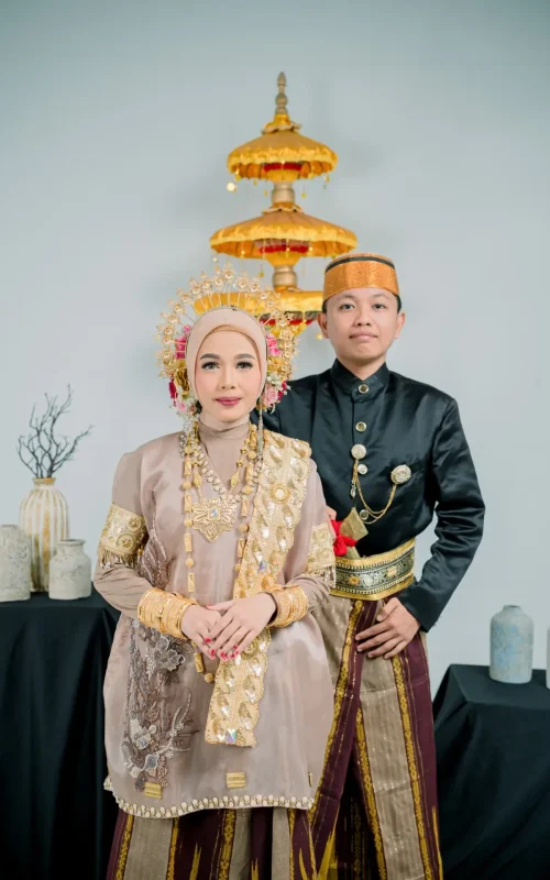 Pembuka Feri Lisa