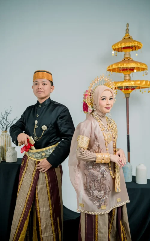 Penutup Feri Lisa