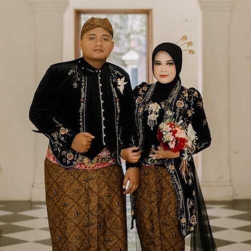 Foto cover Meidi Tatang copy