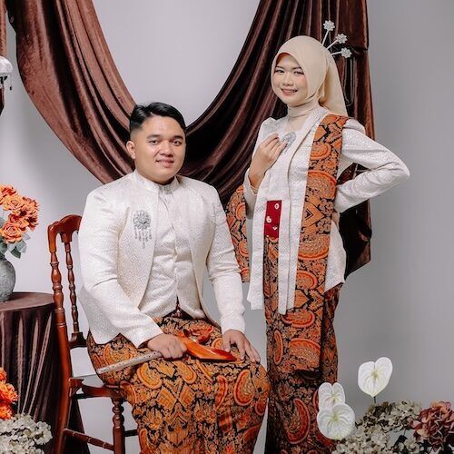 FOTO COVER Amama Eva copy