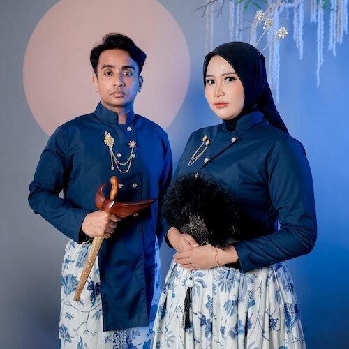 A Cover TOPO5214 Dania Helmi copy