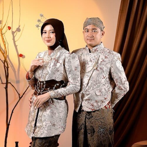 Foto cover Krisdi Nailin copy