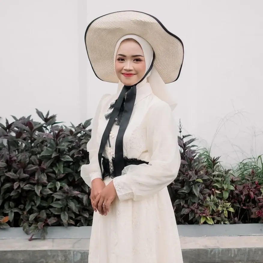 3. Mempelai Wanita Qiqin Isbad Katalog