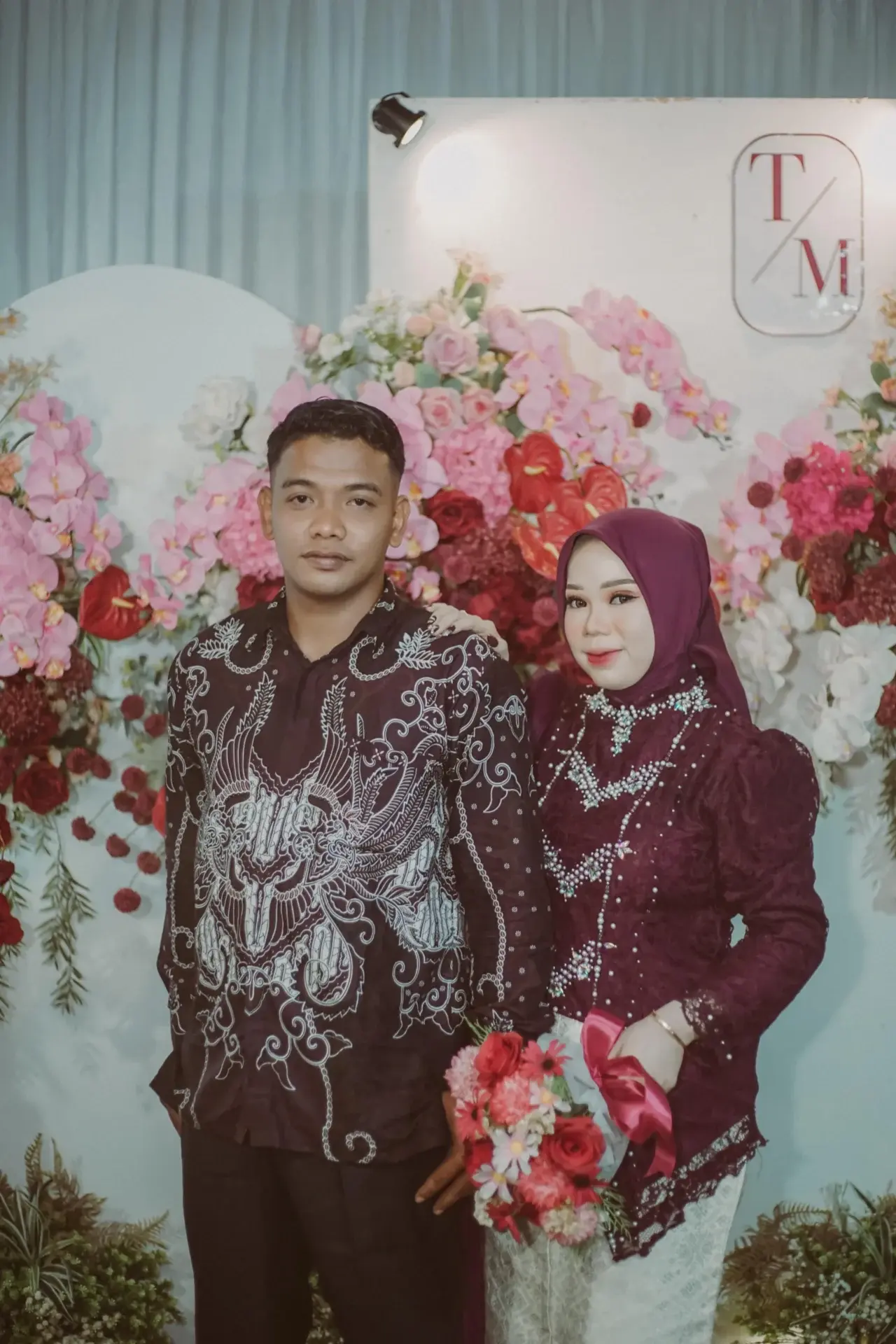 Foto penutup April Teri