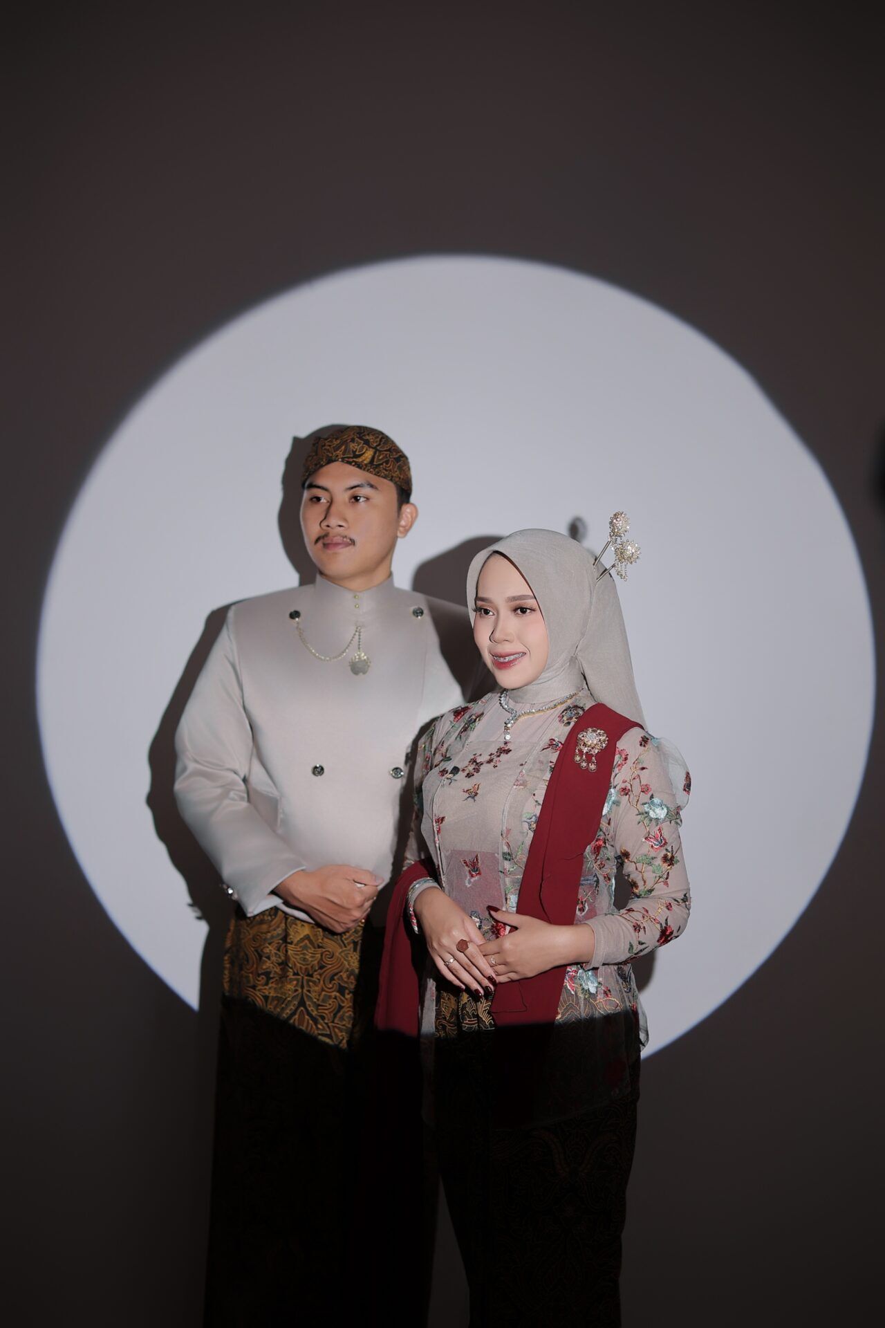 Foto love story judul 1 Lindi Dhani