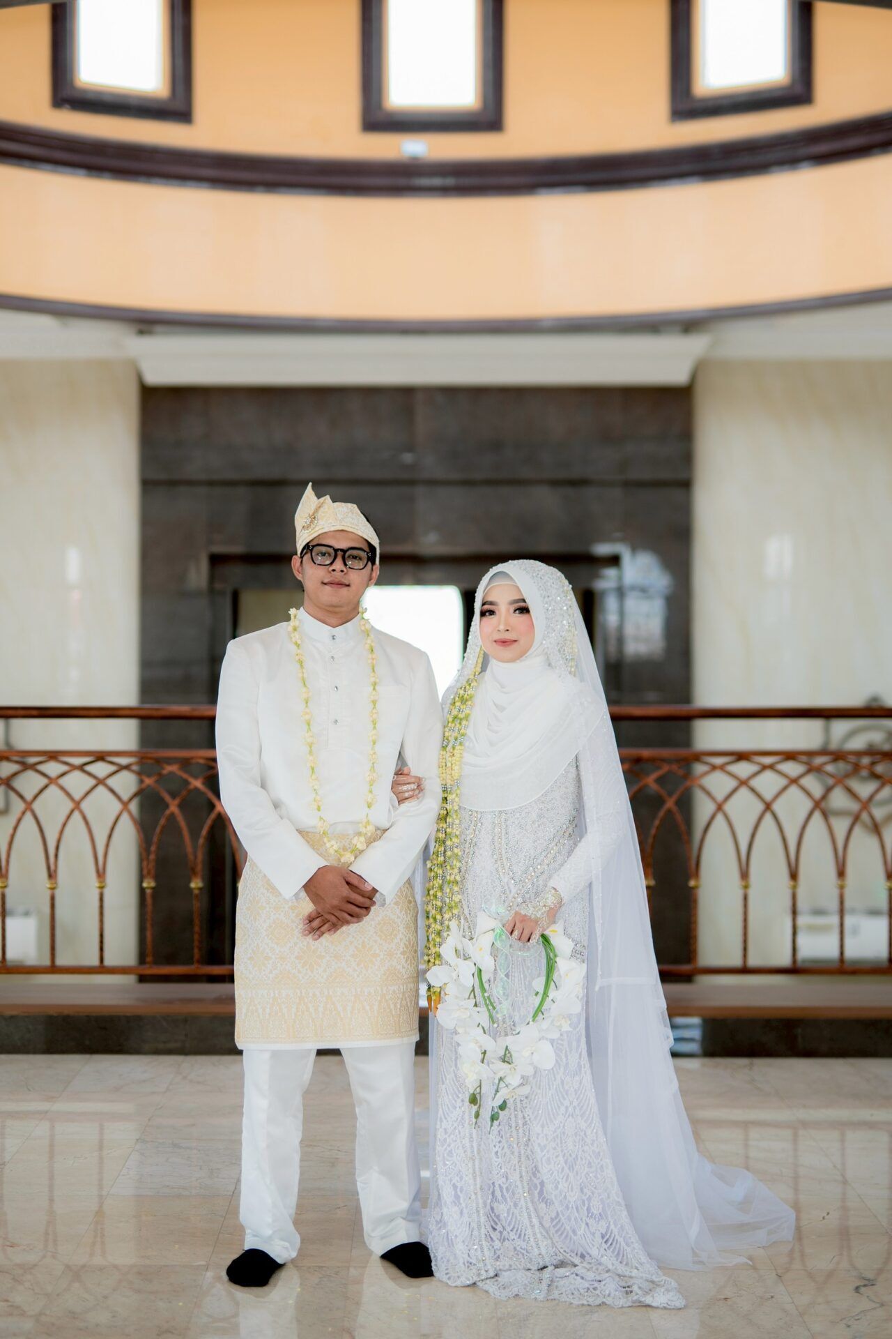E. Love Story Rifi Sri