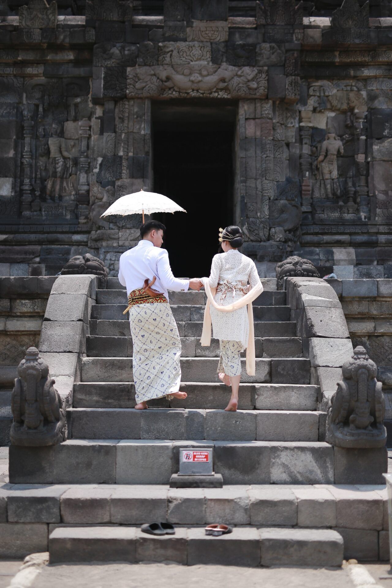 Lovestory bagian 1 Ari Titin