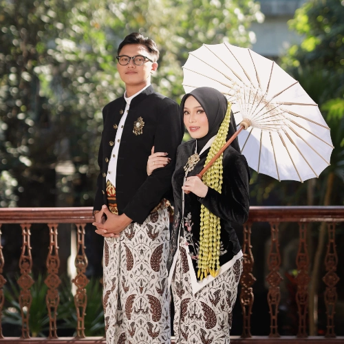 FOTO COVER