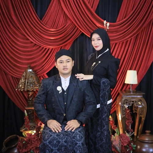 Foto slide ke 1